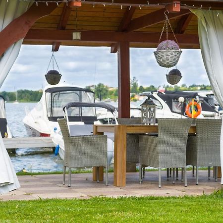 Sloneczny Port Bed & Breakfast Mikołajki Exterior foto