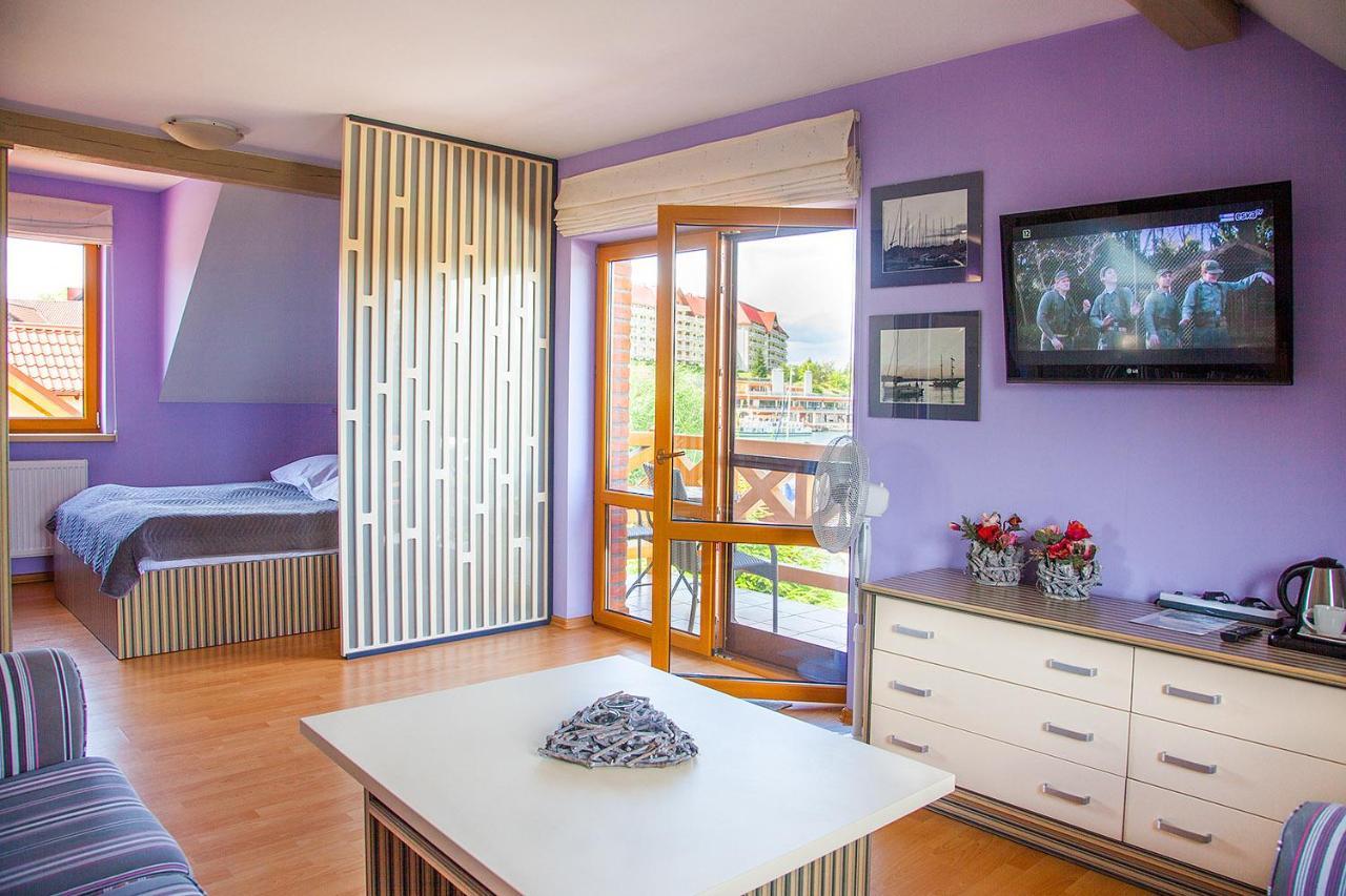 Sloneczny Port Bed & Breakfast Mikołajki Exterior foto