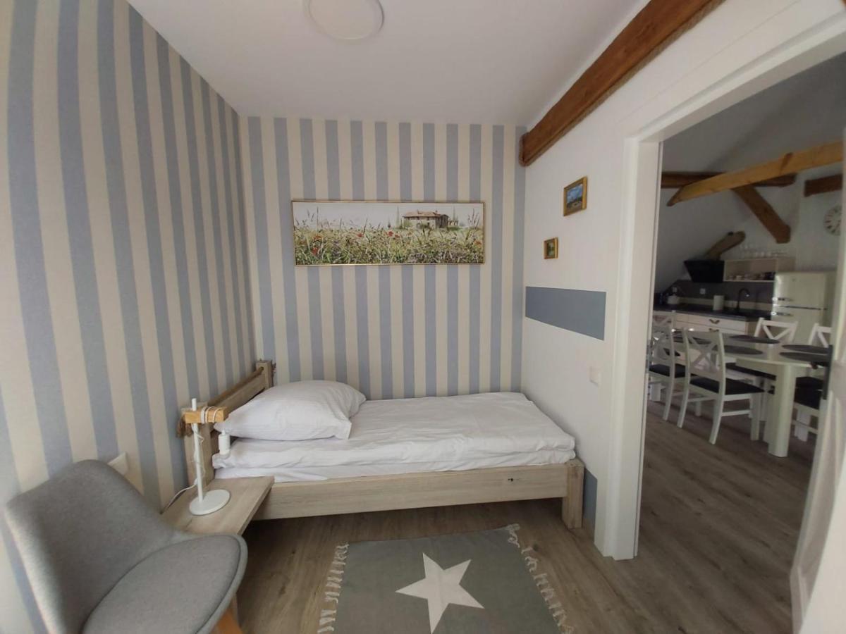Sloneczny Port Bed & Breakfast Mikołajki Exterior foto