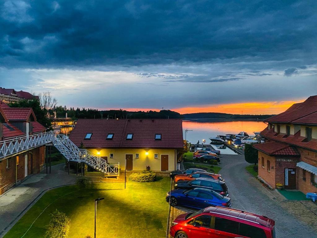 Sloneczny Port Bed & Breakfast Mikołajki Exterior foto