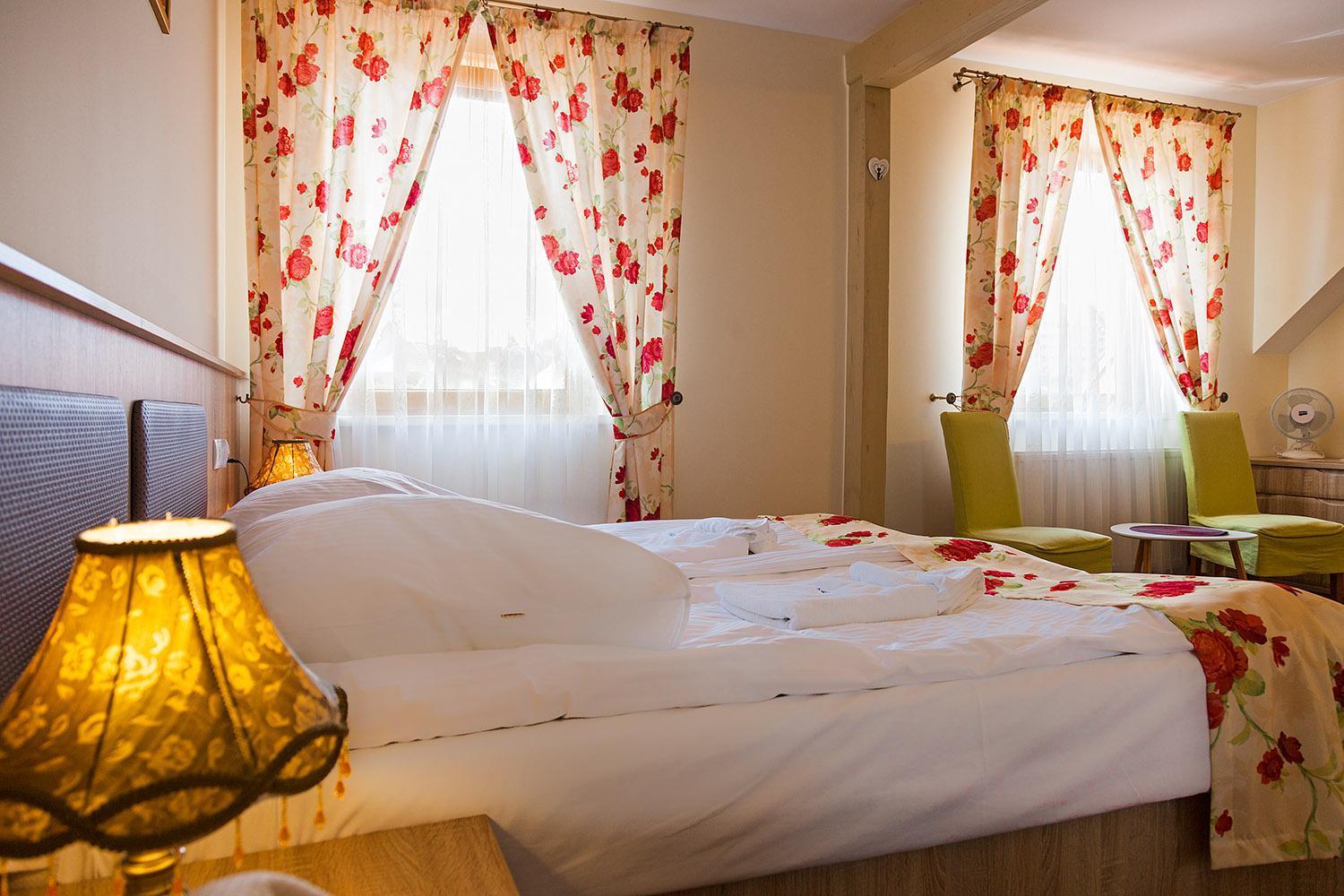 Sloneczny Port Bed & Breakfast Mikołajki Exterior foto